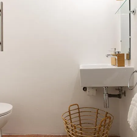 Tiny Loft With Jacuzzi Bellano